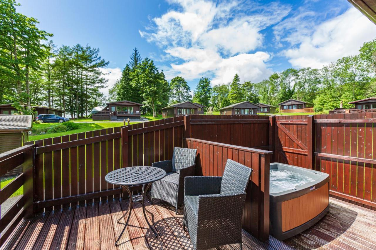 Bluebell Lodge 9 With Hot Tub Newton Stewart Buitenkant foto