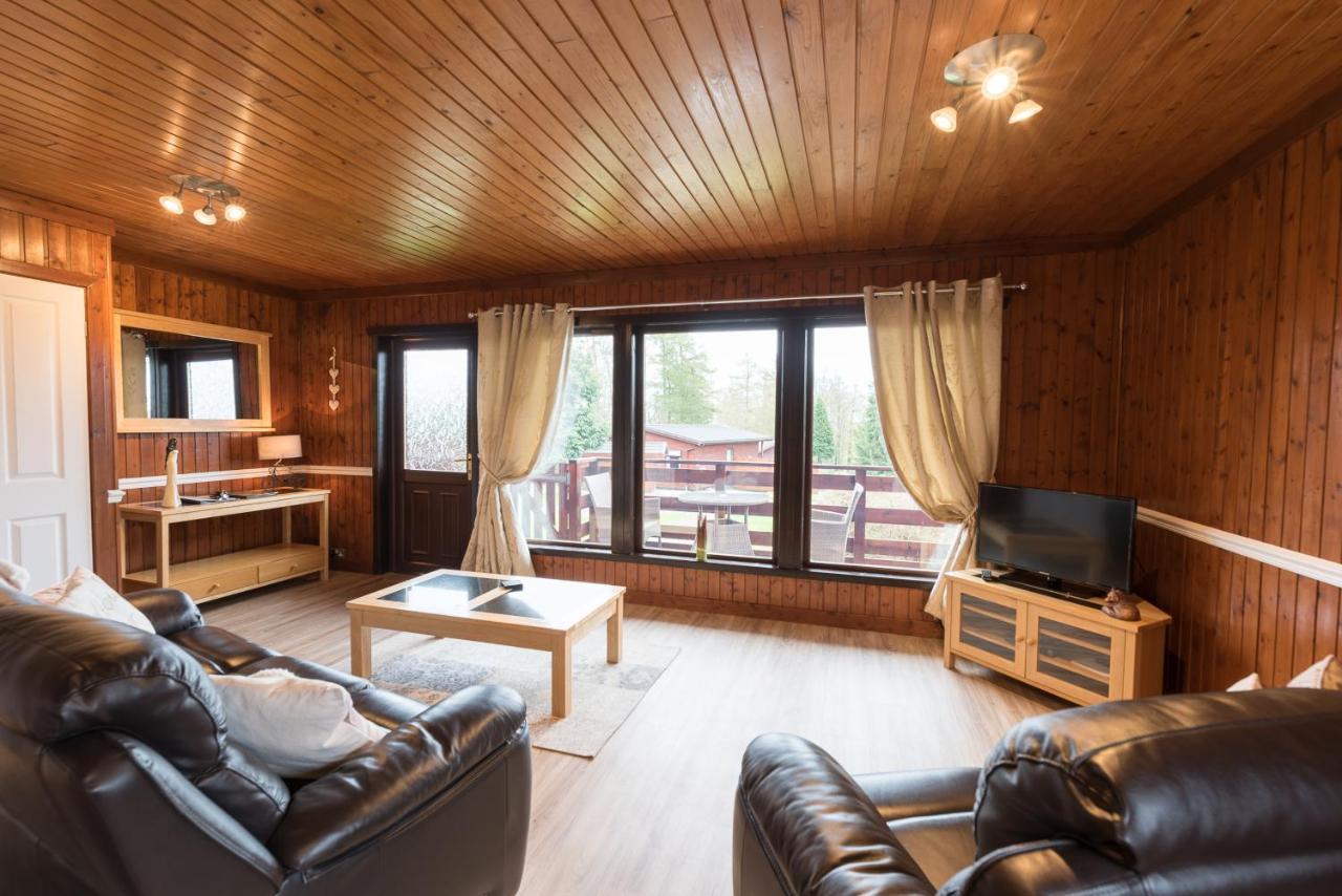 Bluebell Lodge 9 With Hot Tub Newton Stewart Buitenkant foto